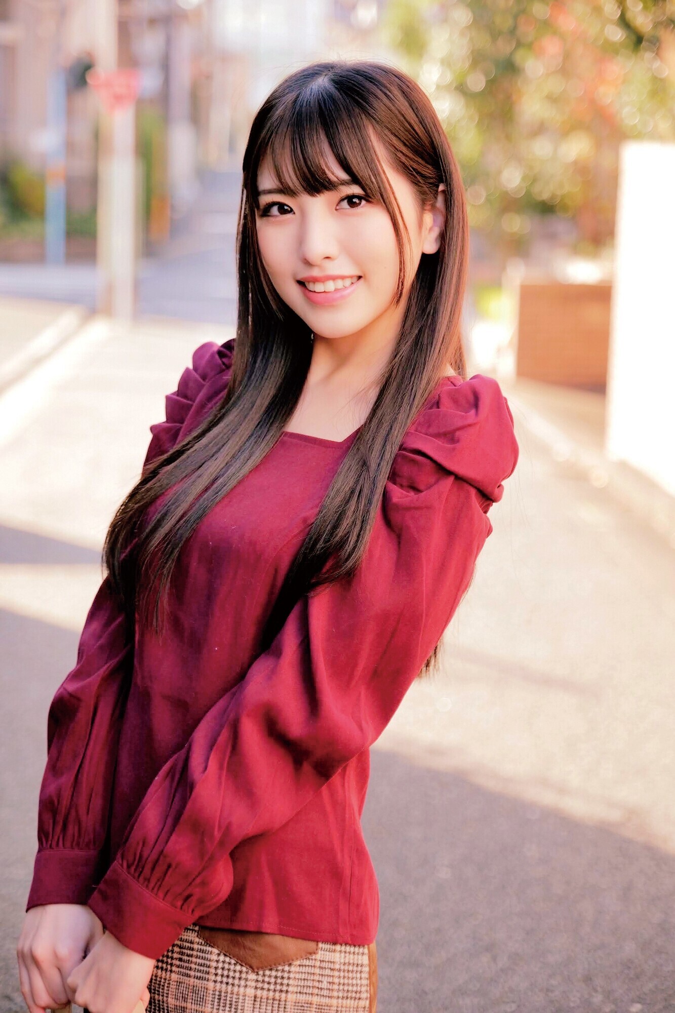素人女子大生限定！何度イっても止めない高速素股でマン汁ダダ漏れw白く泡立つまでデカチンを擦りつけるメレンゲ素股に赤面発情！？焦らしに焦らされ･･･もうこのまま生チ○ポ下さい！ みなみちゃん しおりちゃん 画像2