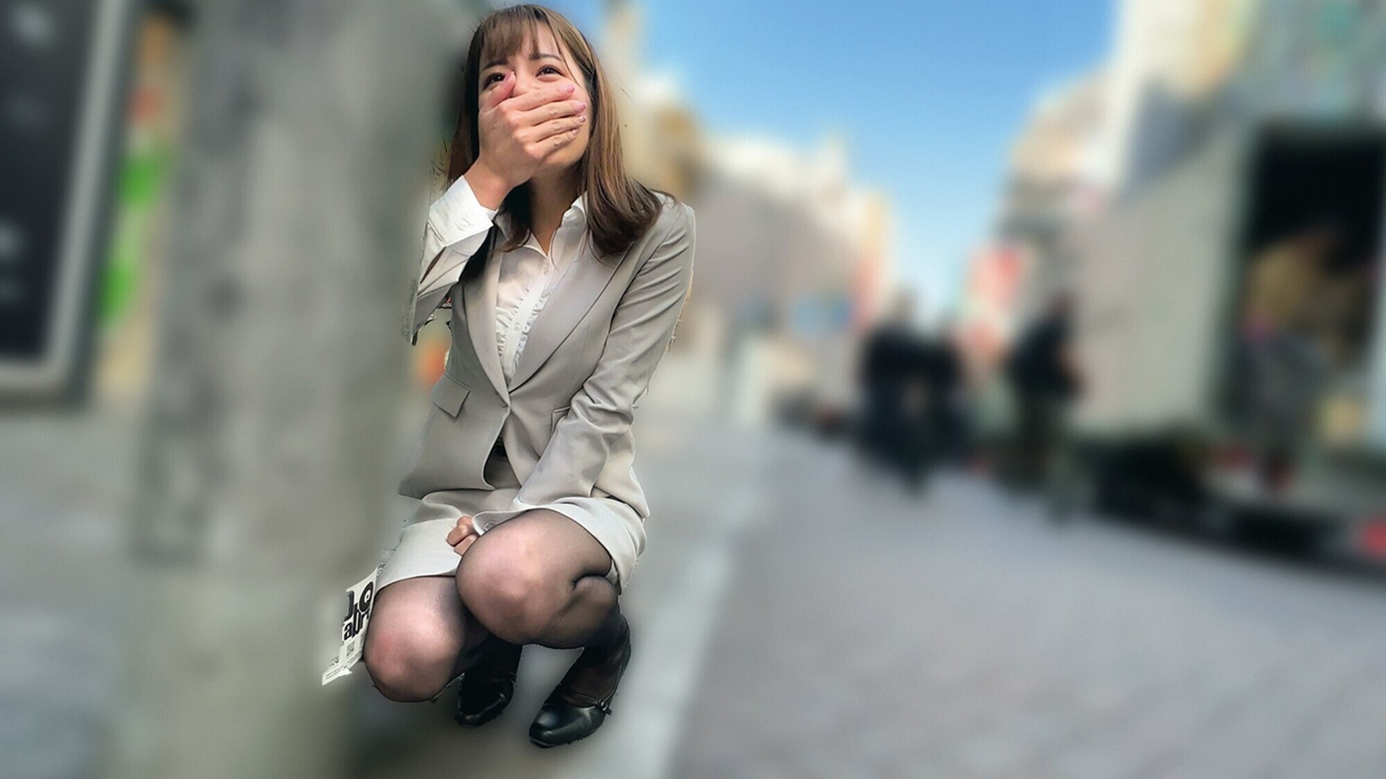 リモコンバイブお散歩 人混みの中でビクビク絶頂数十回 なみさん（28才）／るいささん（28才） 画像2