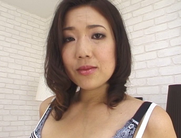 【エロ動画】母乳熟女！松田志穂（仮名） 今が最高！40歳 イメージ2