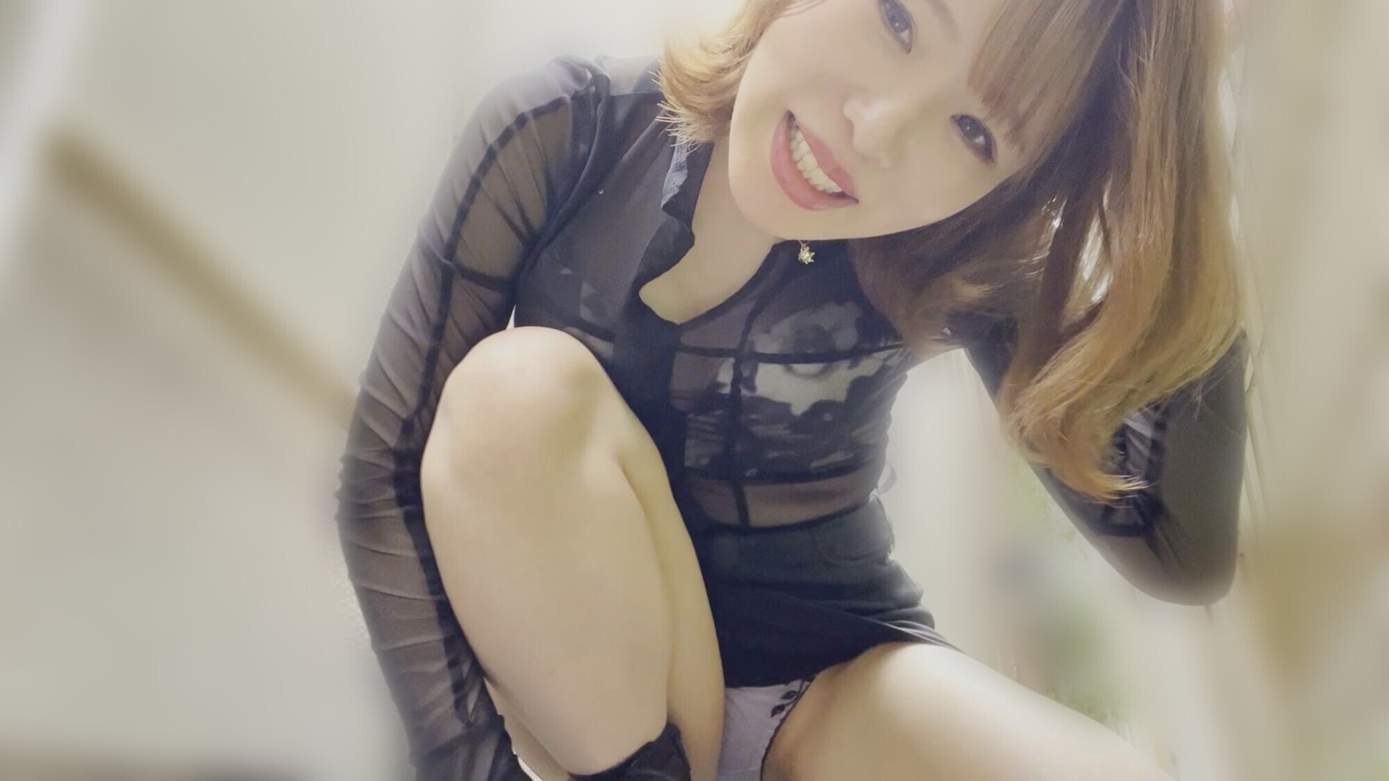 SNSファンサイトで人気急上昇! プチ露出好き淫乱女子 ガチイキ鬼パコ生配信 暴走女5人 画像5