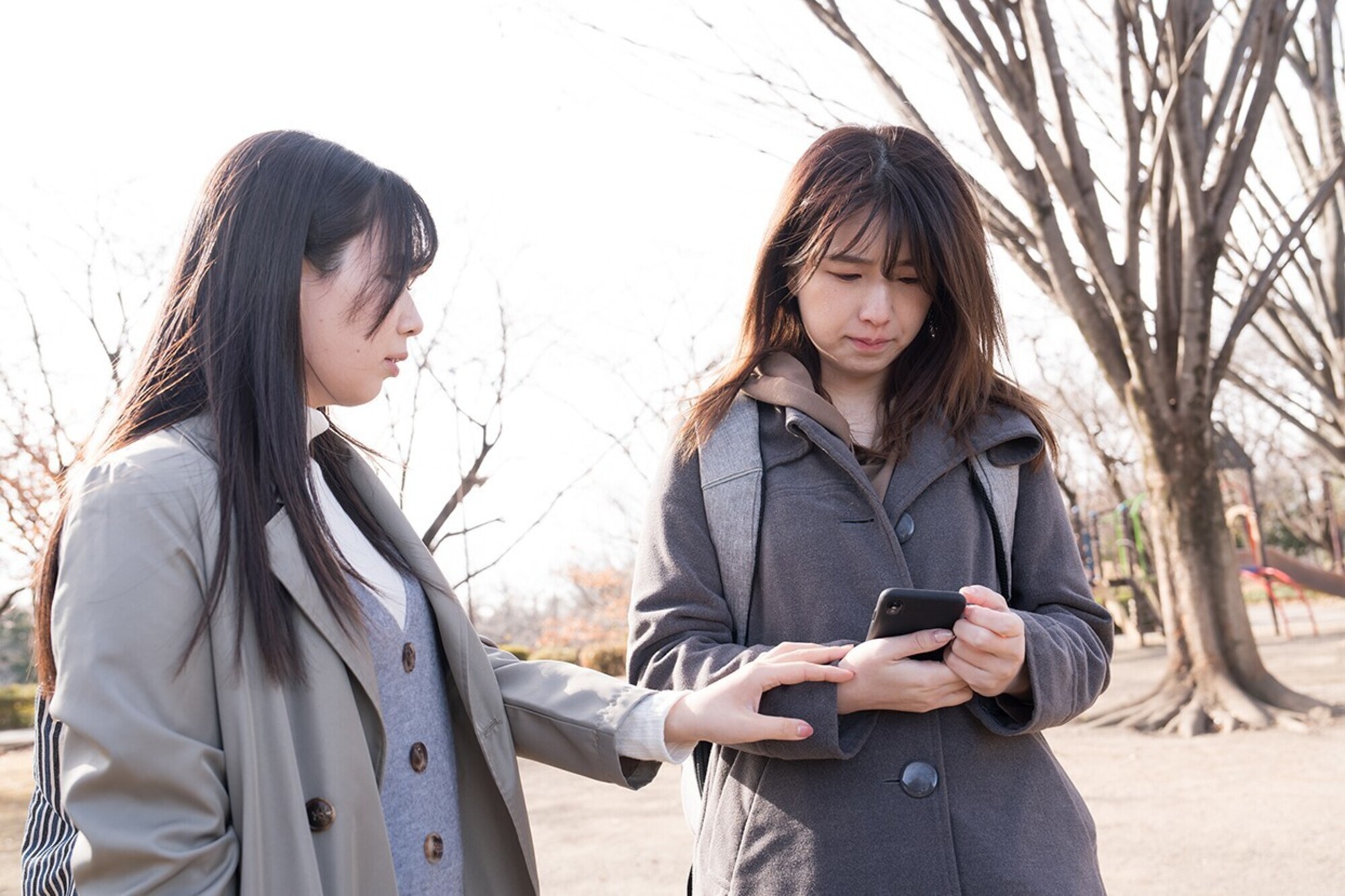 始めは“いいね!”が欲しいだけだったのに・・・ 承認欲求に取りつかれ 過激な中出しセックスまで配信しちゃう女子大生 花狩まい 画像1