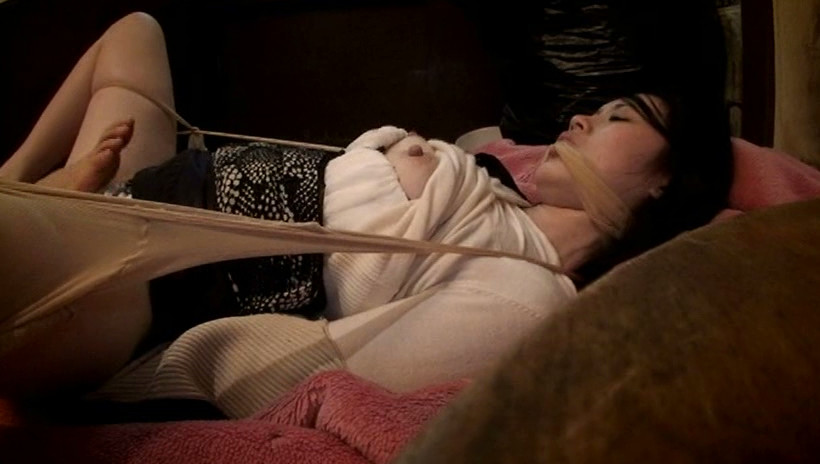 素人四畳半生中出し 093 人妻 晶子 28歳 画像4