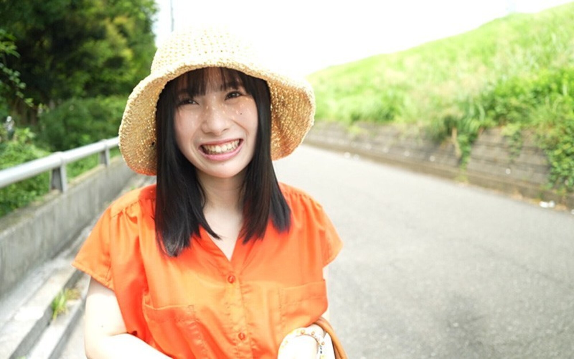 すれてない 東北の小さなパン屋さん店員 ひなこ21さい 画像1
