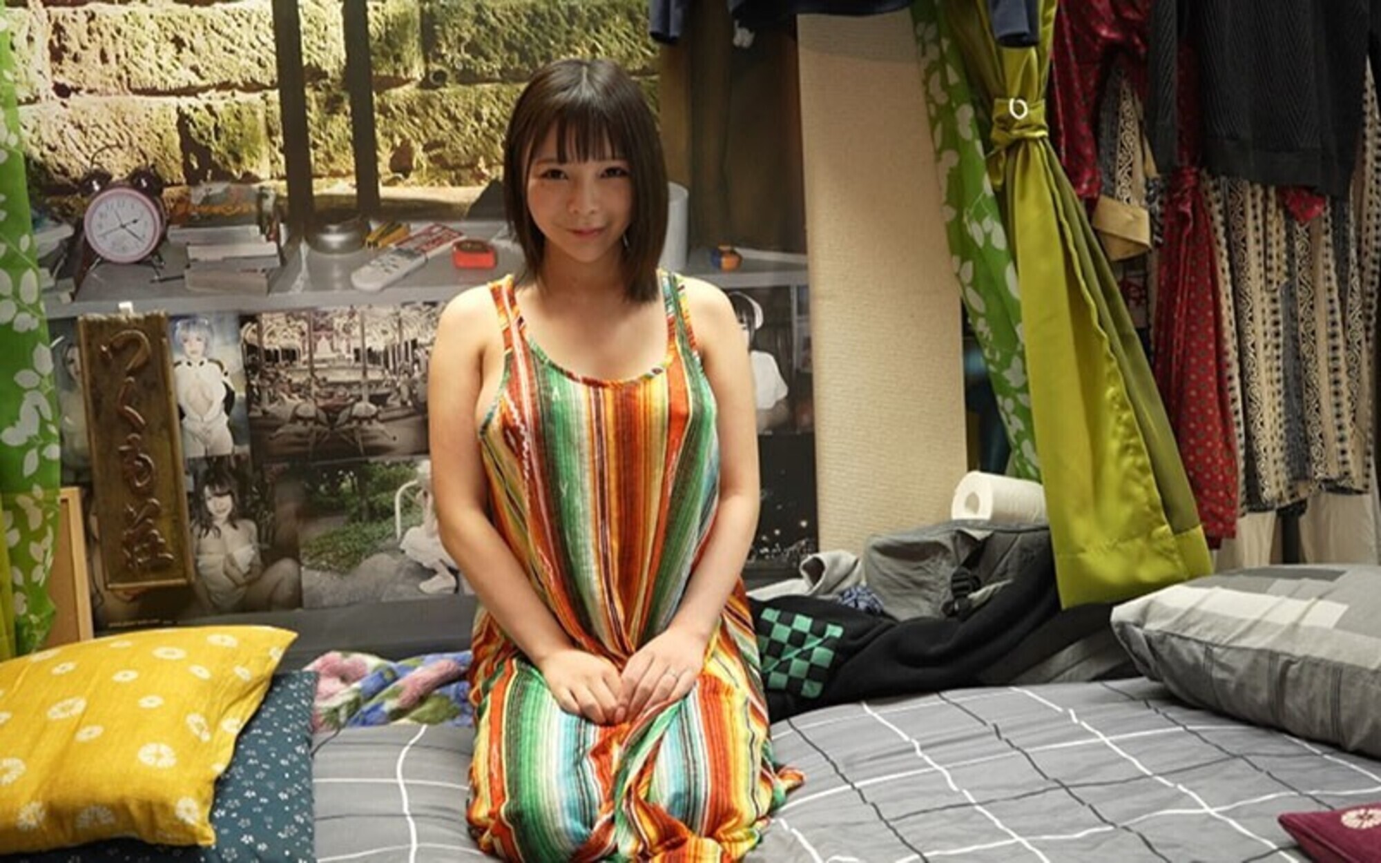 大復活!素人援交生中出し 秘密基地から帰ろうとする不思議系美乳ボインの奥さんを捕まえて立ちハメガン突き!? 痙攣アクメするまで性処理の相手にされて悦ぶドMノーブラノーパン妻 12枚目