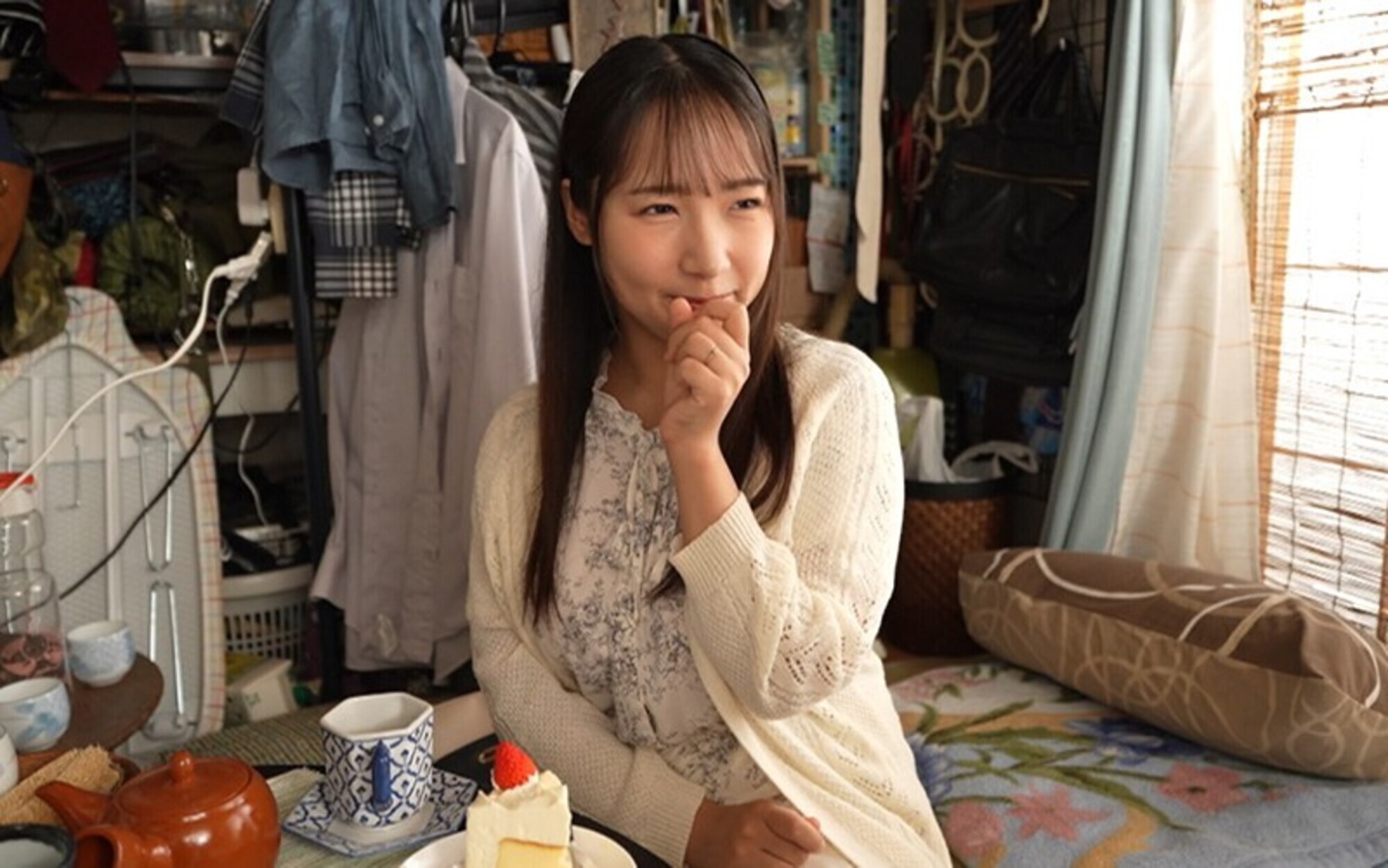 前略四畳半の奥様 なつきさん 23歳 ●素人四畳半生中出しシリーズ 画像1