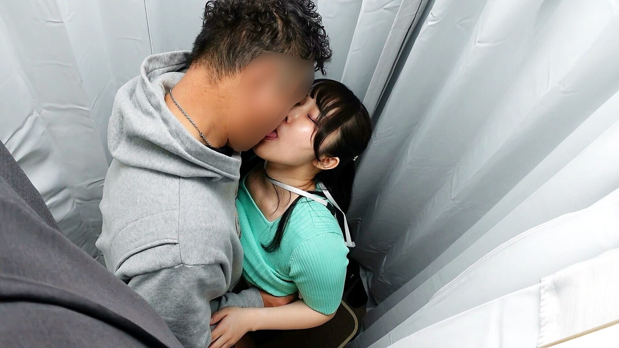 エロい店員がこっそり抜いてくれた話。 すずねさん 画像7