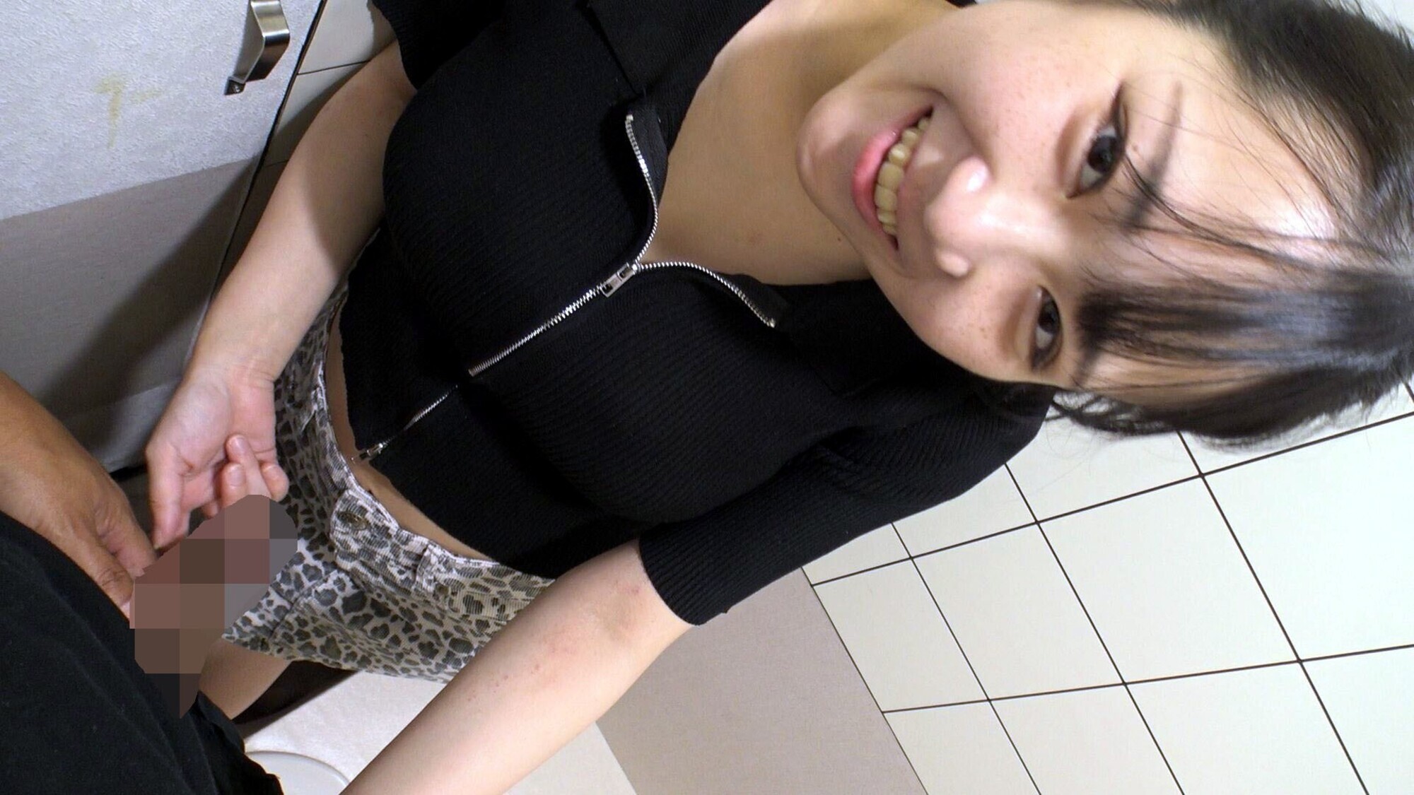 街でエロいお姉さんに誘われ・・・一滴残らず絞り取ってあげる 愛瀬ゆう 4枚目