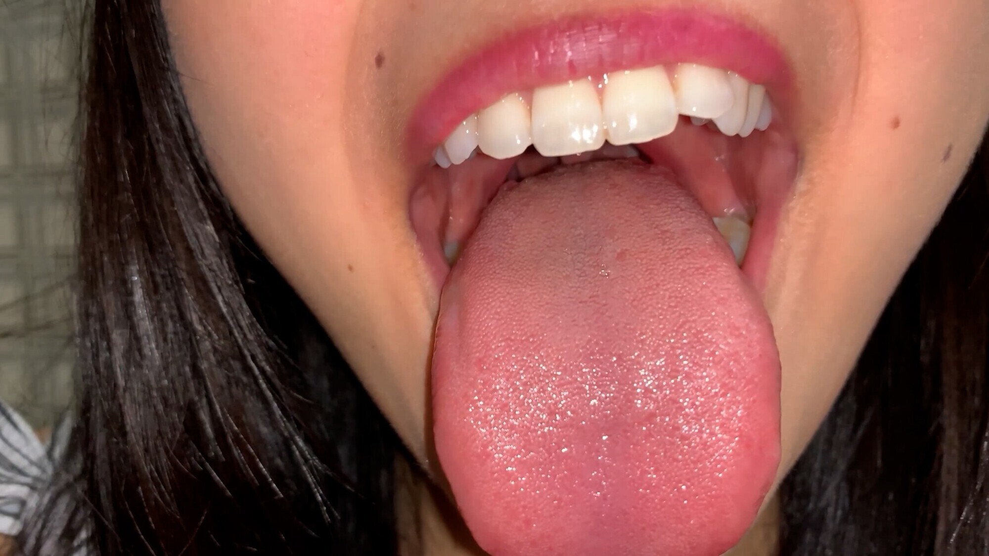 エロエロ専門トラベル科学生の唾液＆舌苔採取 宮沢ちはる