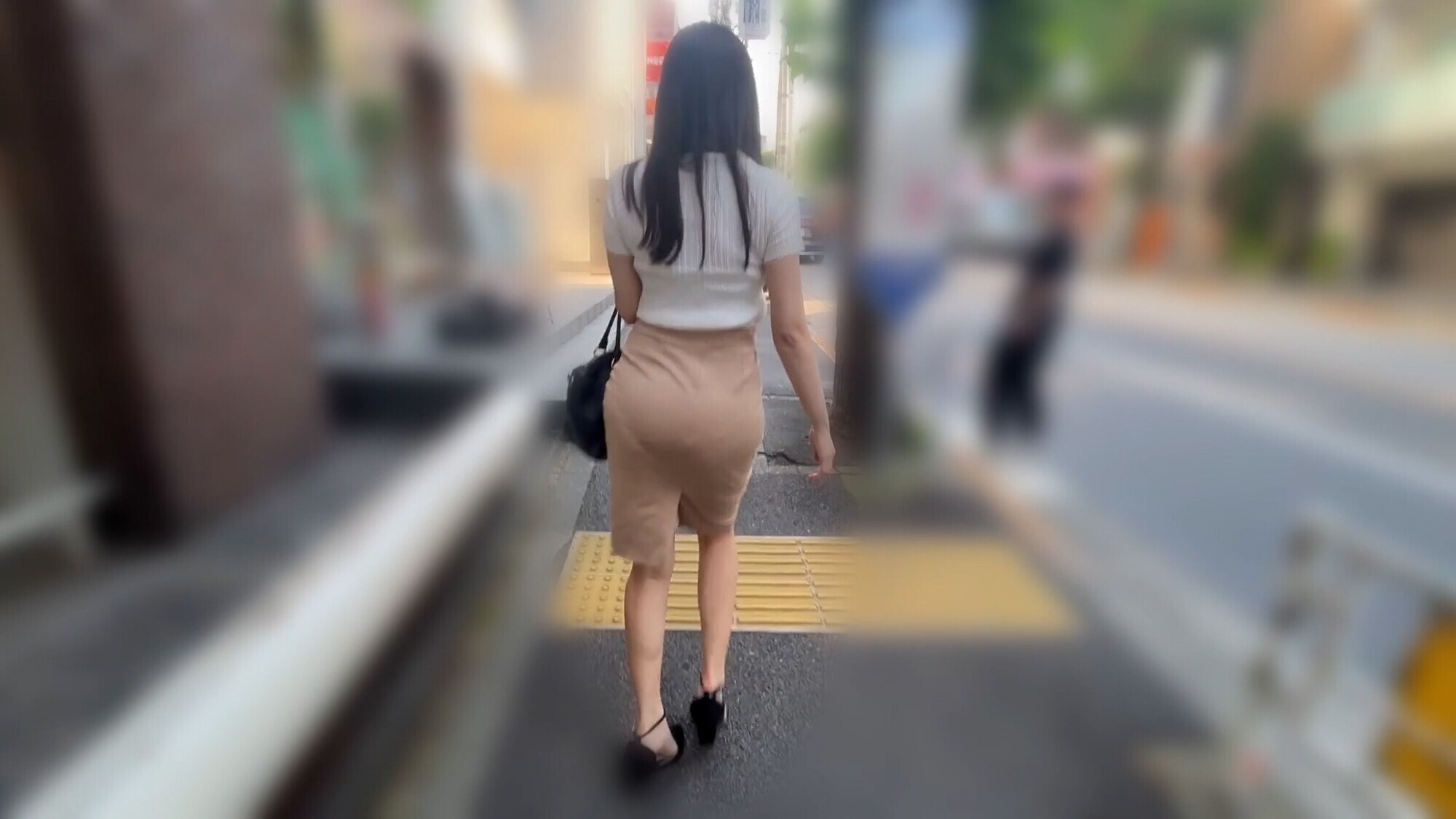 街角で声をかけてアナル観察させてもらう エッチで金欠な女の子 ゆりなちゃん 画像5