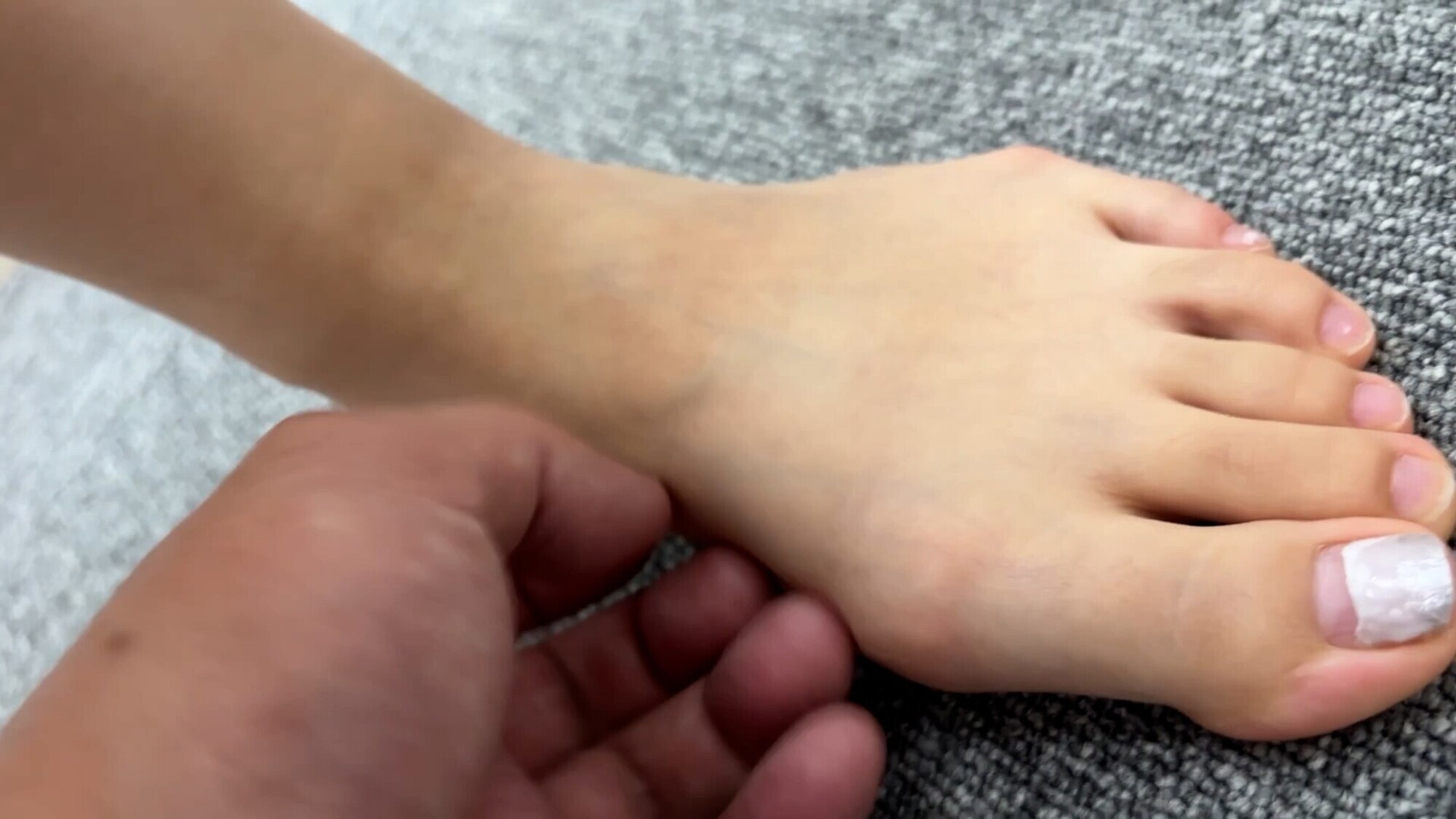 街角で声をかけてくすぐりさせてもらう ファミレスウェイター ありすちゃん 画像17