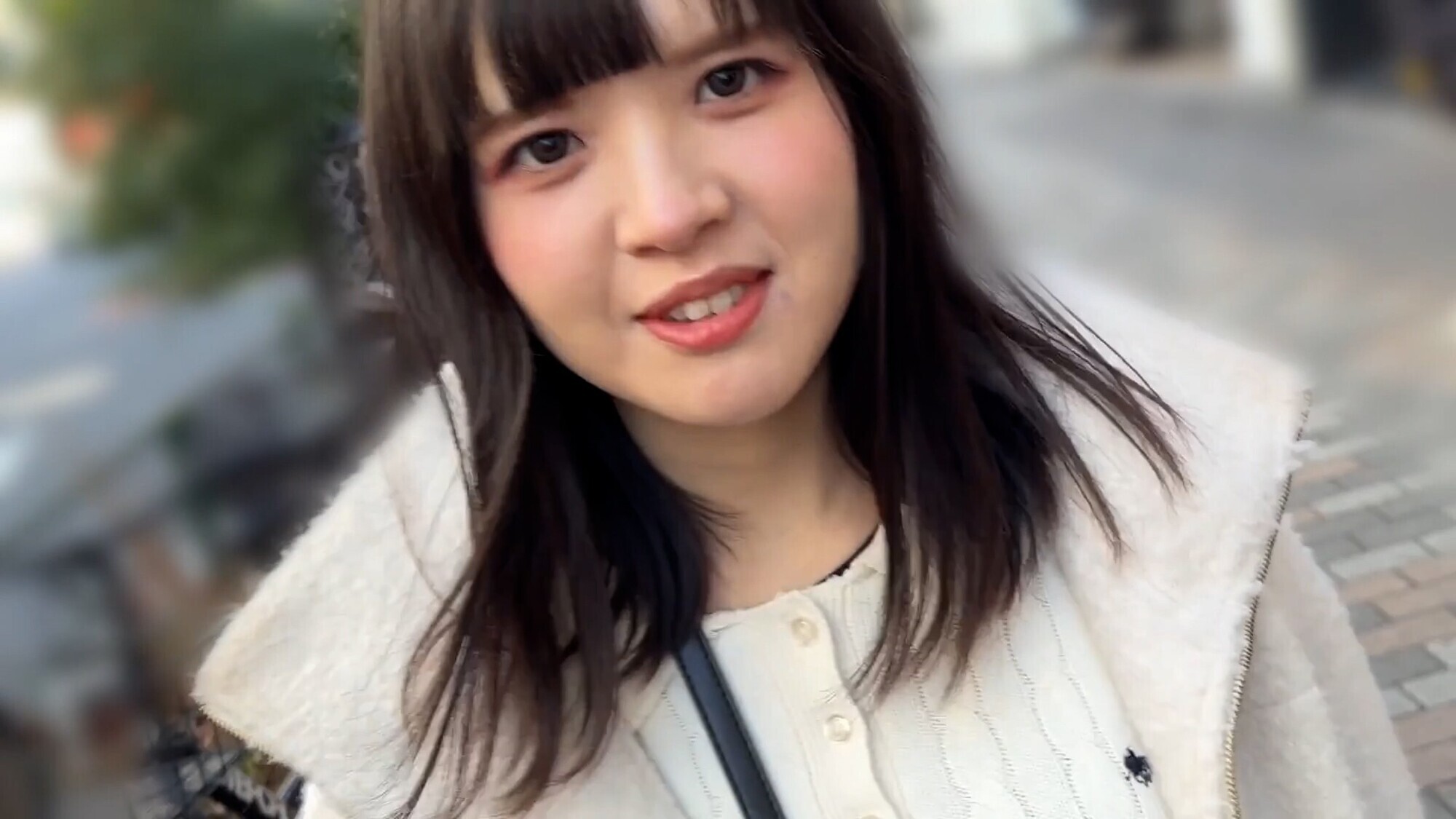 街角で声をかけてくすぐりさせてもらう コールセンターアルバイト あむちゃん 画像1
