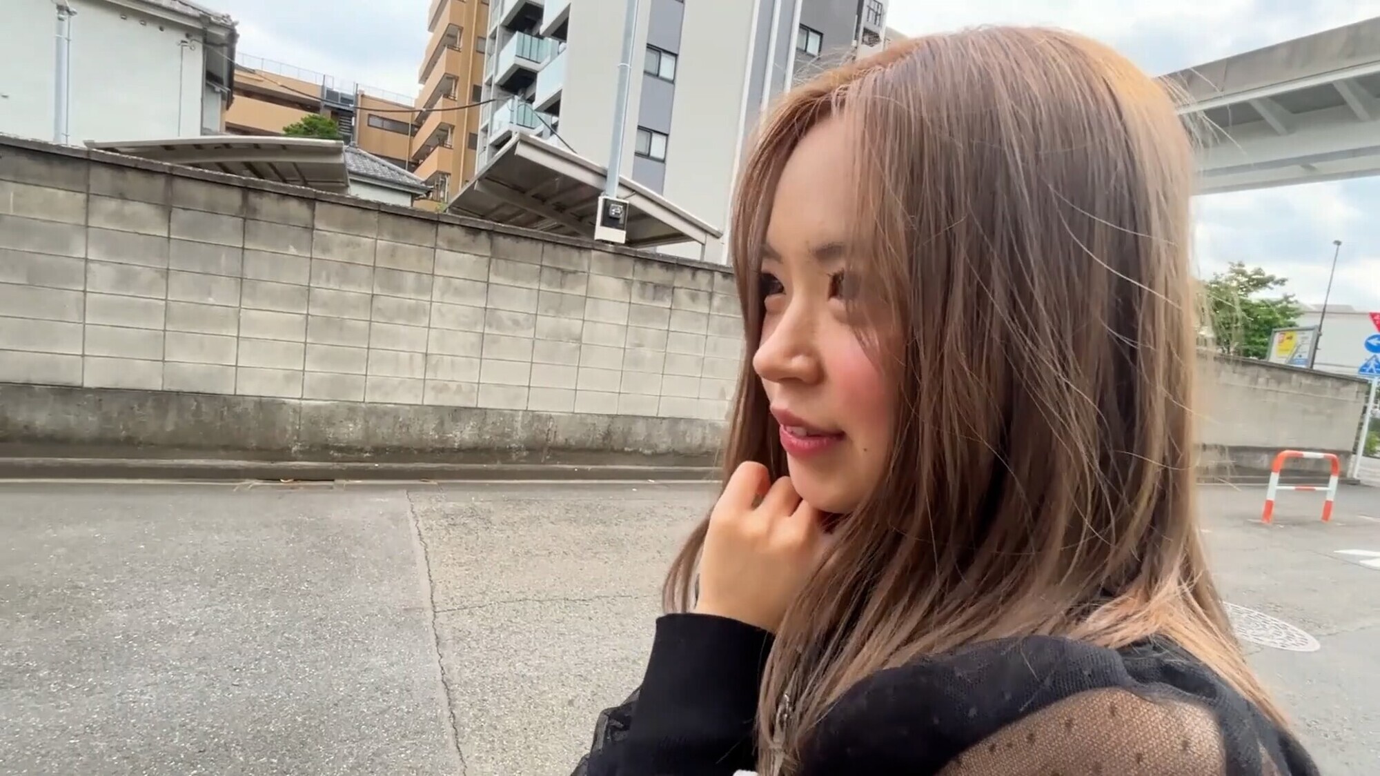 街角で声をかけてアナル観察させてもらう アシスタント美容師 はるちゃん 画像2