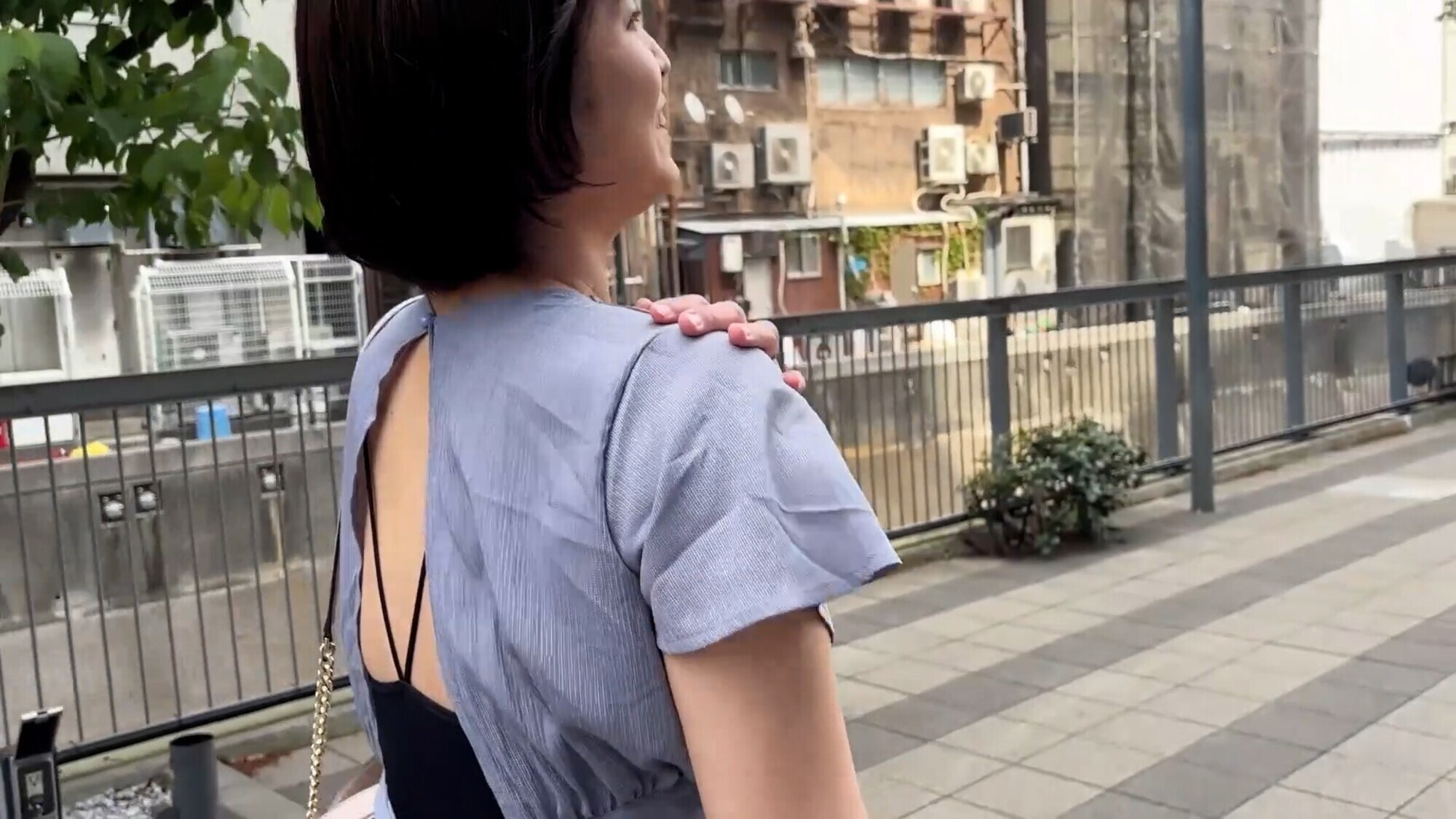 街角で声をかけてアナル観察させてもらう ウェディングプランナー かほちゃん 画像2