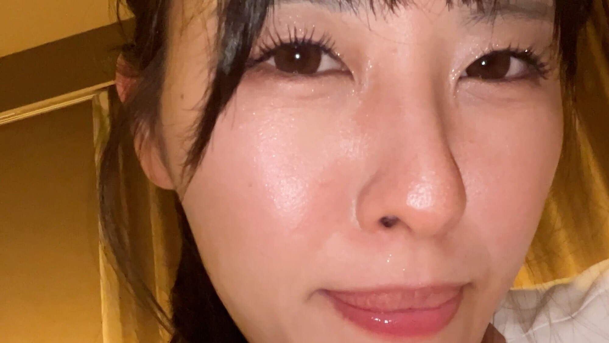 実況しながら鼻を辱めるドSお姉さんがM男に濃厚鼻フェラ 画像20