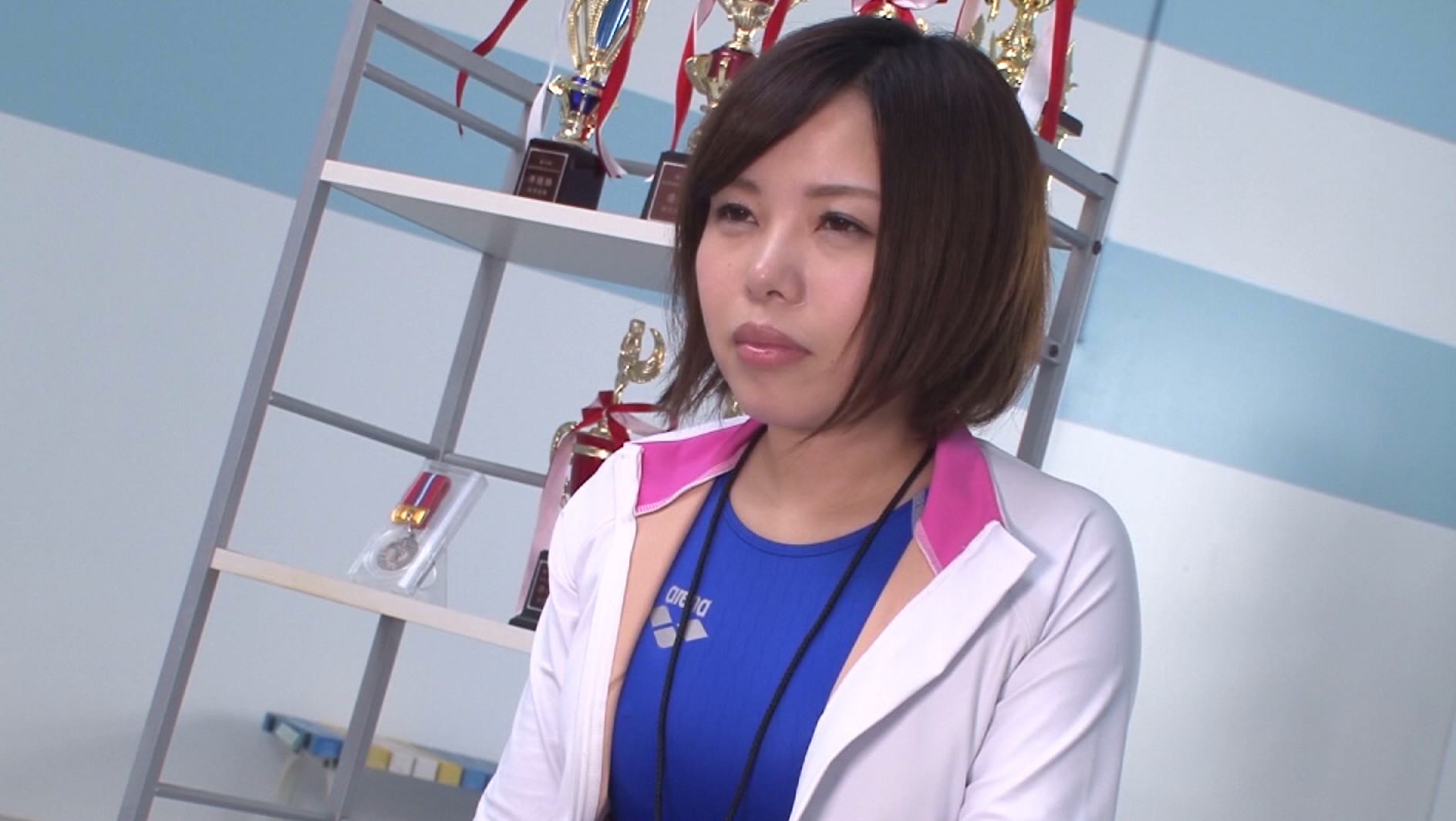 まさかのAVデビュー 体育教師 折原真緒 画像1