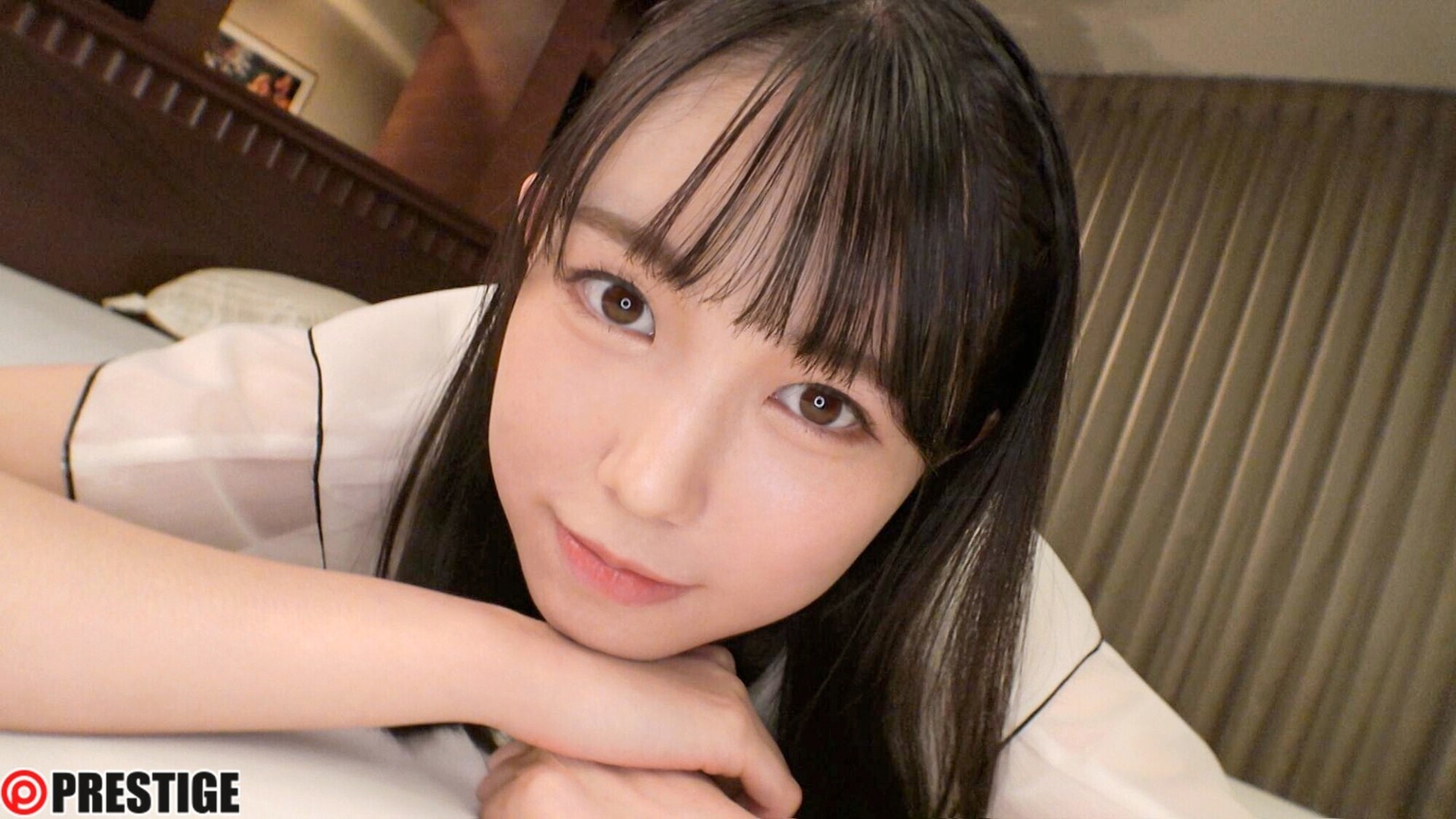 シロウトTV×PRESTIGE PREMIUM 50 バイトの延長感覚で撮られた、素人アイドル達の初出し映像! 画像10