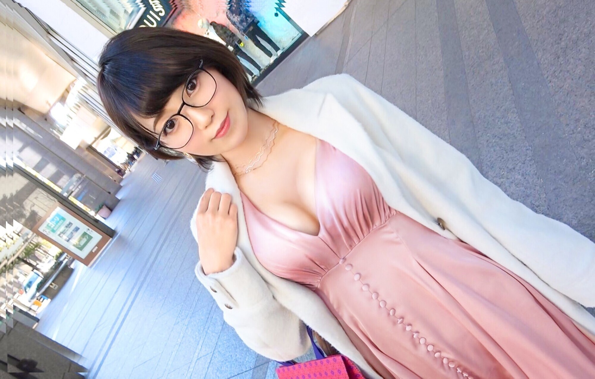 月曜から中出し【人妻自宅中出し訪問~美人妻3名】 05 画像9