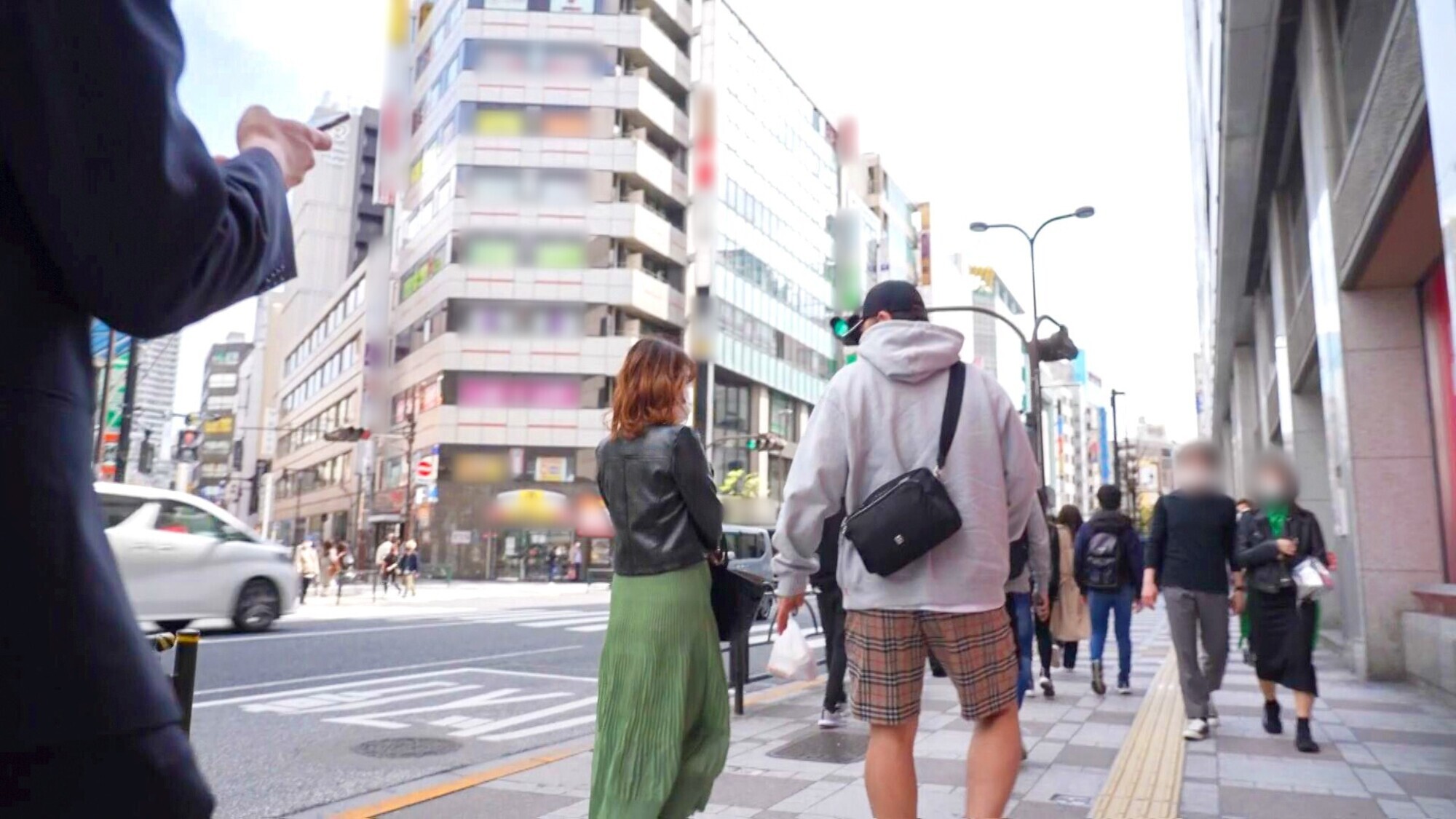 月曜から中出し【人妻自宅中出し訪問～美人妻3名】 12 画像9