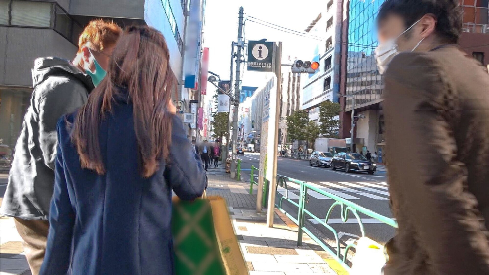 月曜から中出し【人妻自宅中出し訪問～美人妻3名】 12 画像15