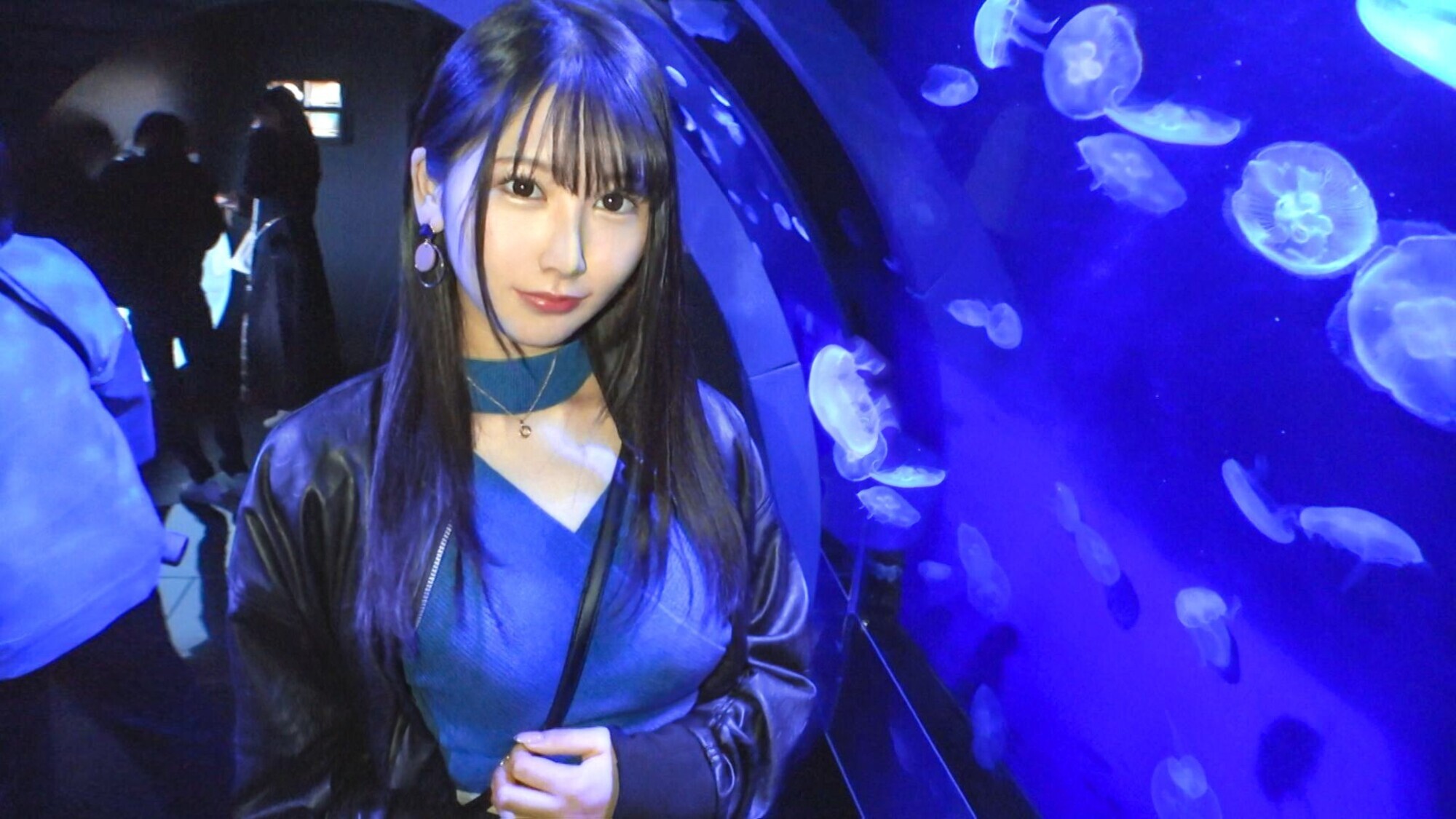 月曜から中出し【人妻自宅中出し訪問～美人妻3名】 17