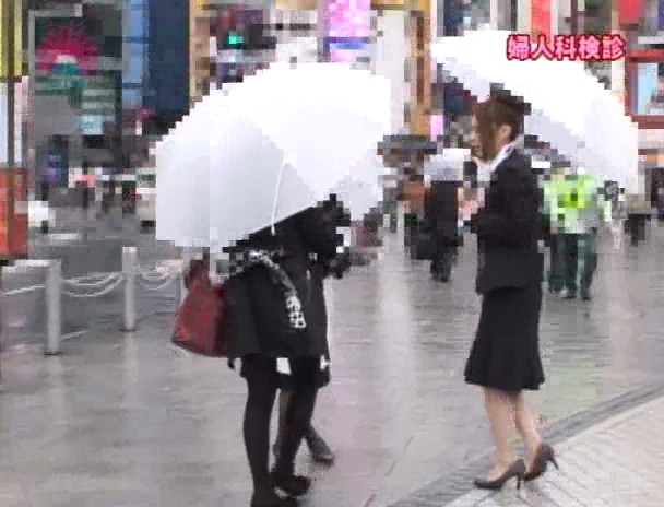 婦人科検診でシ○ウト女性のカラダをいじり倒してイカす! 画像5