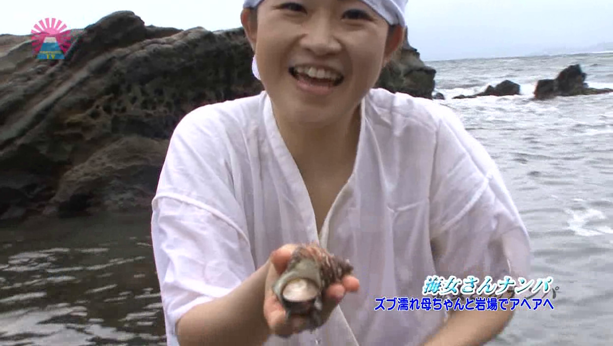 海女さんナンパ!ズブ濡れ母ちゃんと岩場でアヘアヘ 画像10