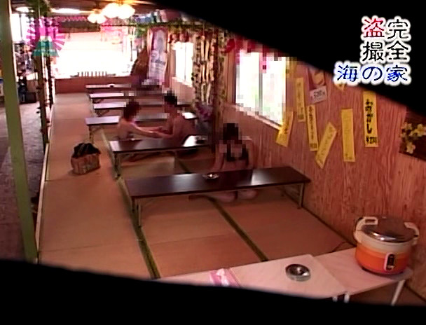 完全盗○!海の家(1)~女子更衣室から和式トイレまで 画像20