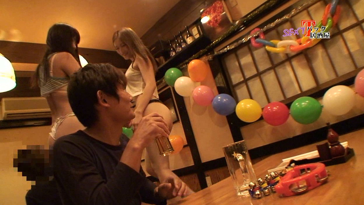 今話題のセクシーTバック居酒屋で手コキ→フェラ→本●できるの!? 画像5