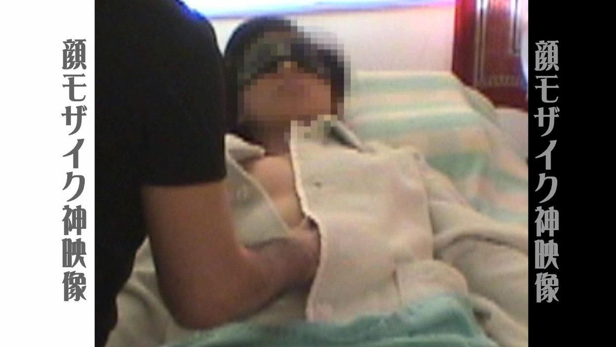 大人の事情で顔にはモザイク。でもそれが逆に彼女のエロい体つきを最大限引き立たせる結果になっている神映像BEST20 画像14