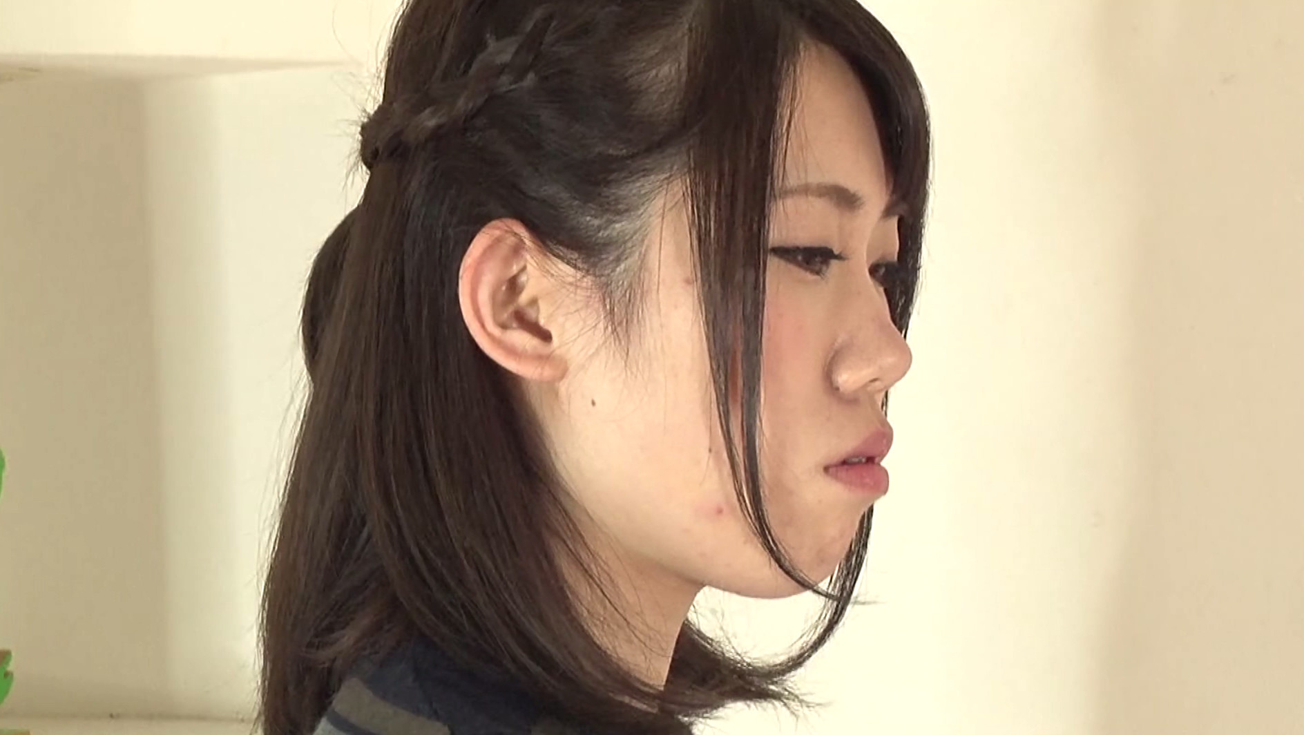 【アダルト動画】新倉このみの耳がマ●コに！耳かきで完全発情して「乳首がこんなになってるんですよ。ヤッて下さい」 イメージ3