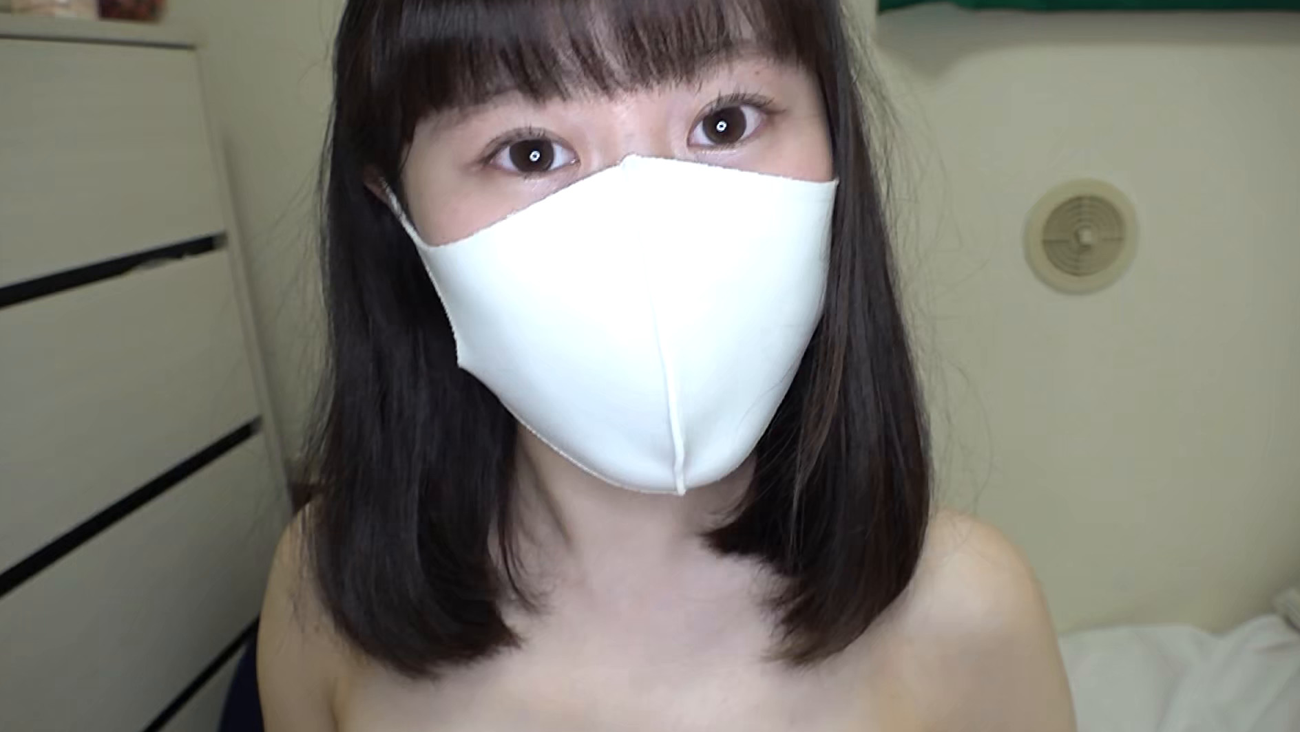 マスク着用を条件に撮影を了承してくれた普通の女子大生 みどりちゃん 21歳 画像1