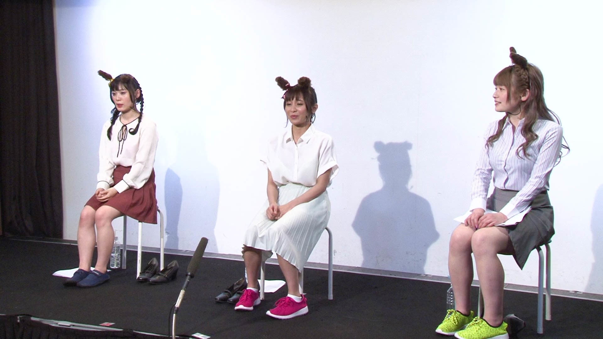女子アナ日本ダービー!馬並みチンポで感じまくりのイキまくり!マ●コも濡れてヒ~クヒクッ! 完全版 画像21