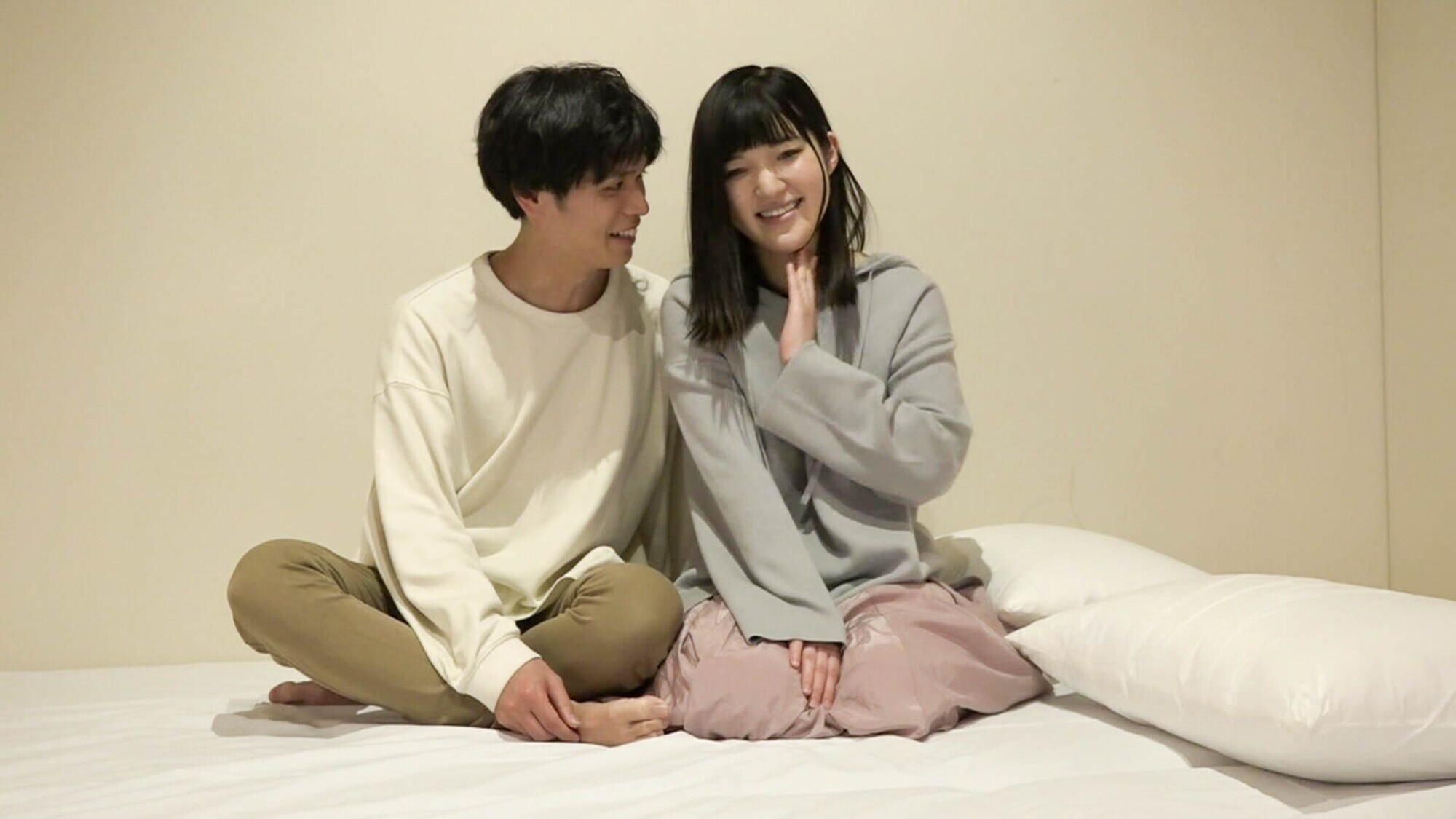 ちょっとエッチな普通の女の子・まいちゃん21歳&るかちゃん23歳と一泊旅行 画像15