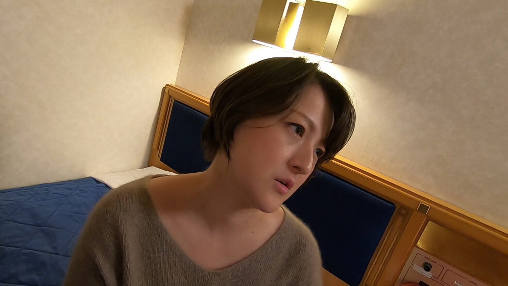 ピタパン巨尻おばさんナンパ!むっちり尻と食い込みマン肉がたまんねぇ~! 画像2