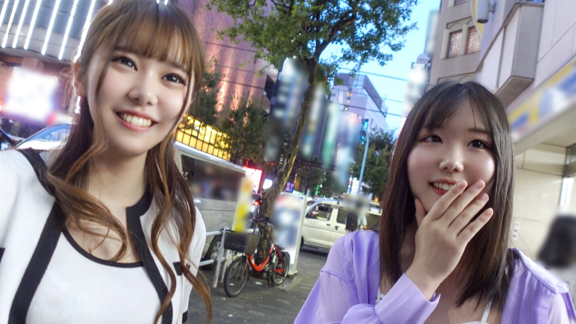 素人JD【限定】かのちゃん21歳 みれいちゃん21歳元気系な激カワ仲良しJDコンビと昼から乾杯!そのままの勢いでホテルへ行ってテンション上がって乱交祭り開催!! 画像2