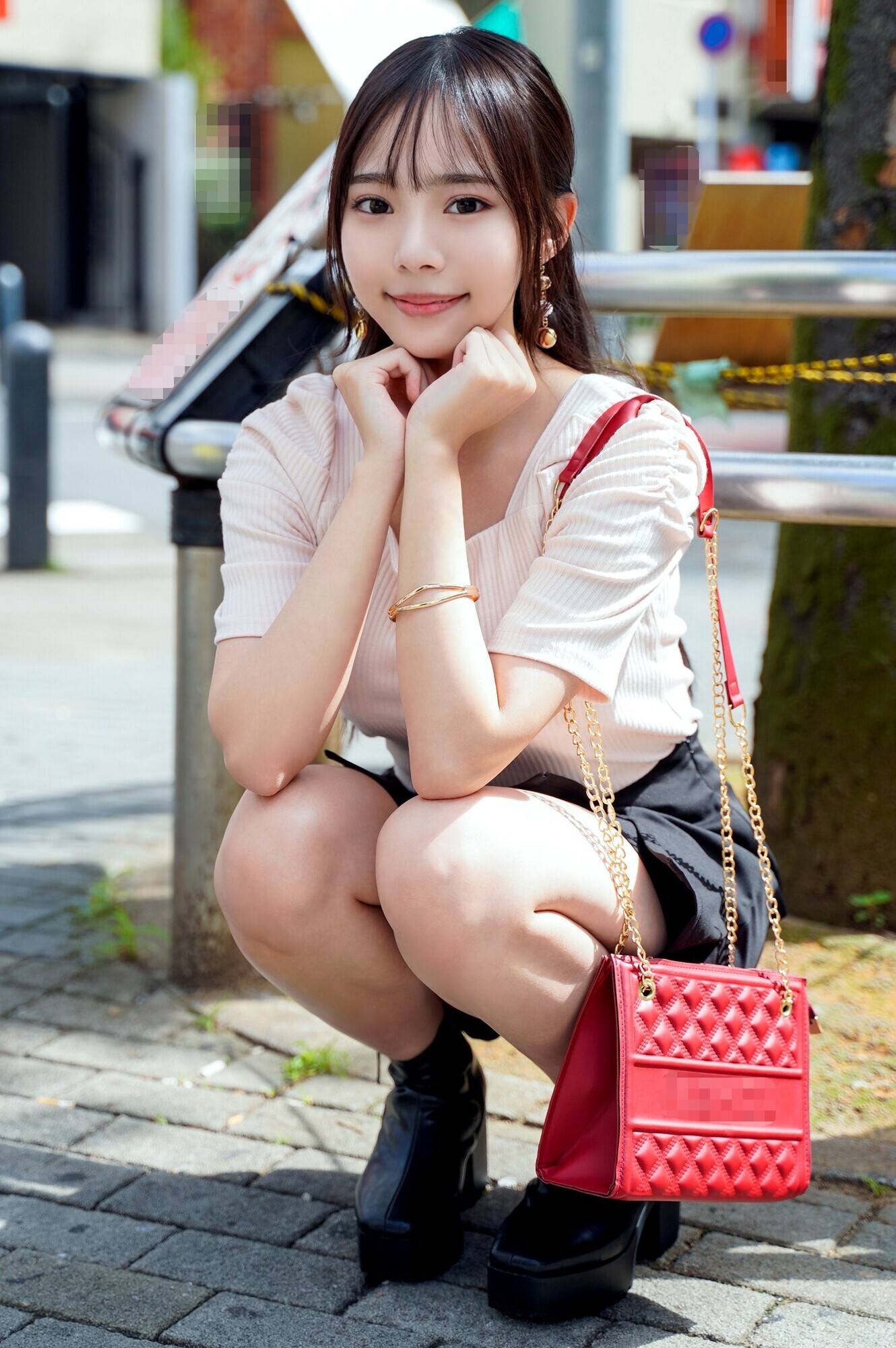 【企業SNSの中の人】広告宣伝部、OL(24)承認欲求の塊あたしこモンスター。「美の秘訣は男遊び♪」ベロ長スネークフェラ&杭打ち騎乗位で精液搾り取るプライベートハメ撮り流出 画像2