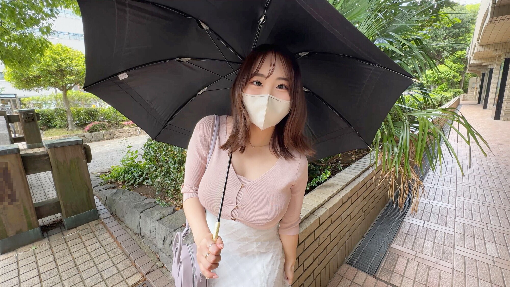 【顔出しNG】上級国民ガチお嬢様 マスクでAV出演 画像3