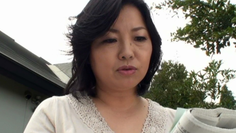 実録!近親相姦 巨乳お母さんの悩殺マッサージ9 画像2