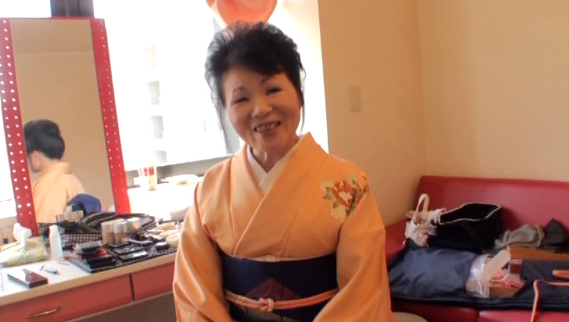古希熟女 紫笑子71歳 画像1