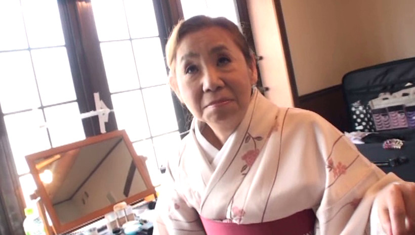 初撮り老年AVデビュードキュメント 還暦 吉野ひとみ61歳 画像1