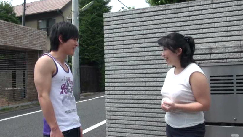 隣の奥様はHカップ肉感フィットネス妻 折原ゆかり 画像2