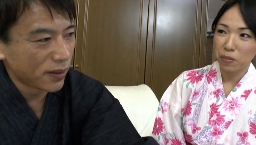 昭和寝取られドラマ~友人に妻を寝取られて~実父に妻を寝取られて 画像2