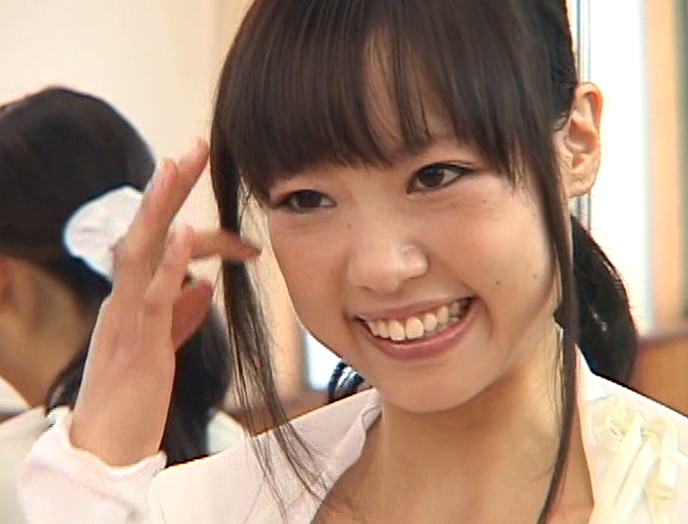 超スレンダー美人バレリーナ 細野彩夏(20歳) 驚異のウエスト50cm~日本一細くてかわいいプリマドンナが電撃AVデビュー! 画像1