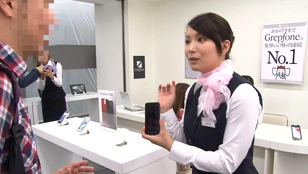 ある朝起きたら女性の着衣が透け透けになった!シースルーワールド 画像1