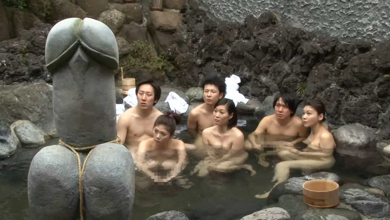 離婚した母親とスケベな息子で行く!美人ママ傷心一転近親相姦バスツアー 画像9
