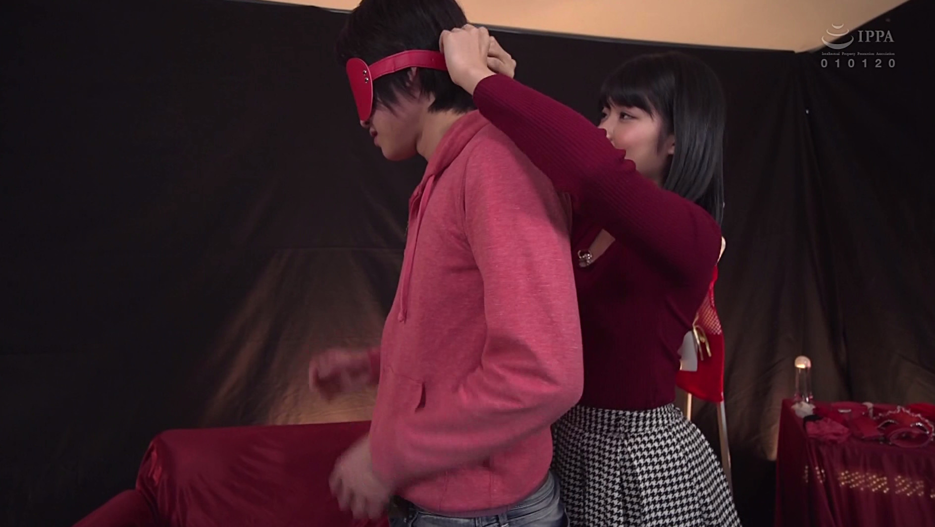 友達同士の男女がド痴女プレイ体験 画像3