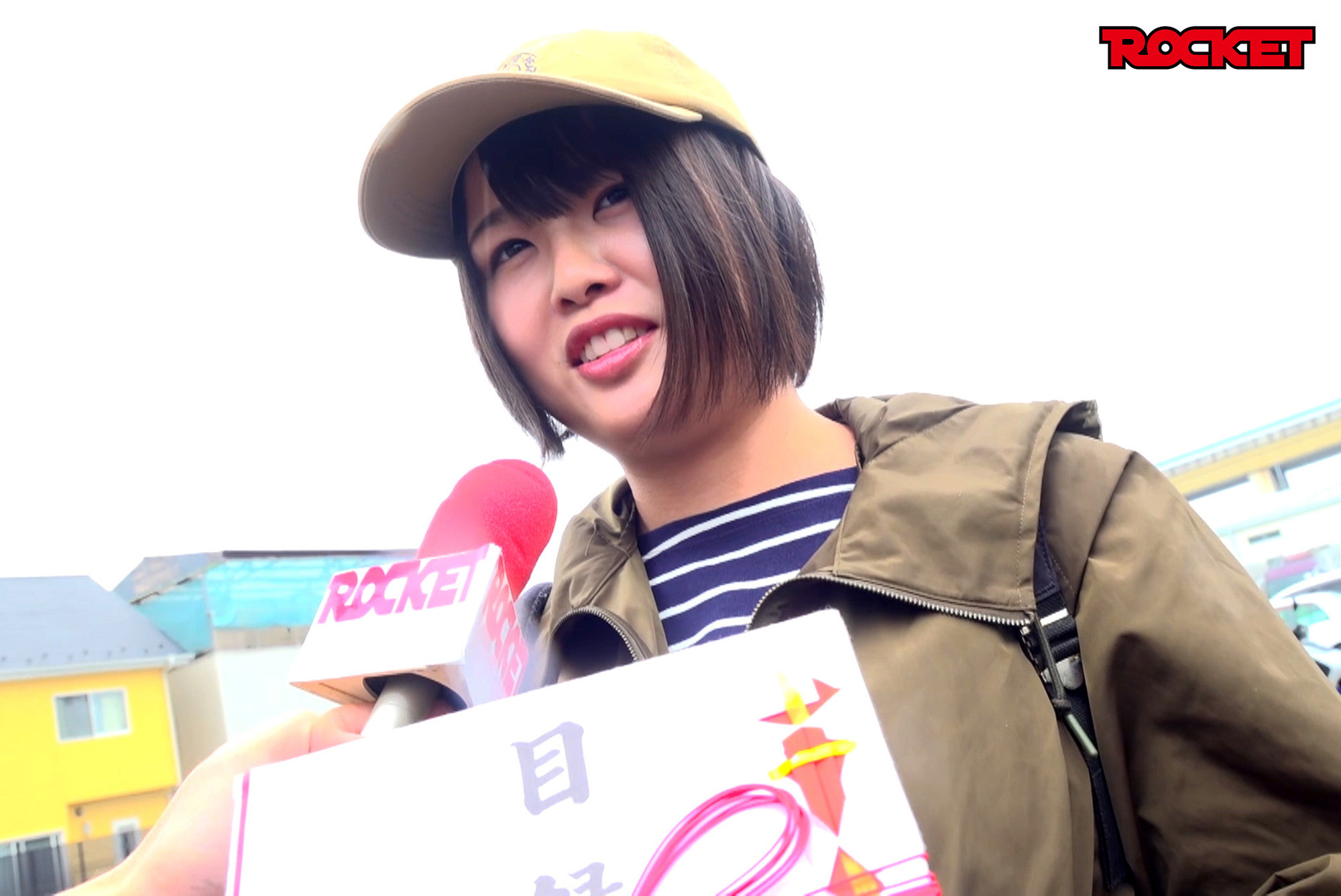 マジックミラー号 男友達みたいなボーイッシュな女の子が媚薬チ○ポでハメ潮スプラッシュ 画像8