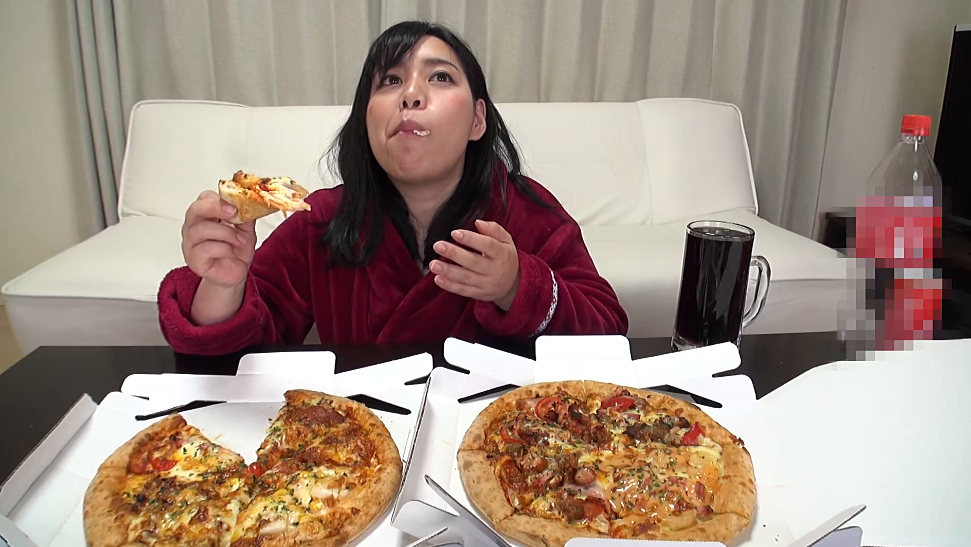 ぽっちゃり美女はよく食ってよく出す! 餅田ササピリカ 画像17