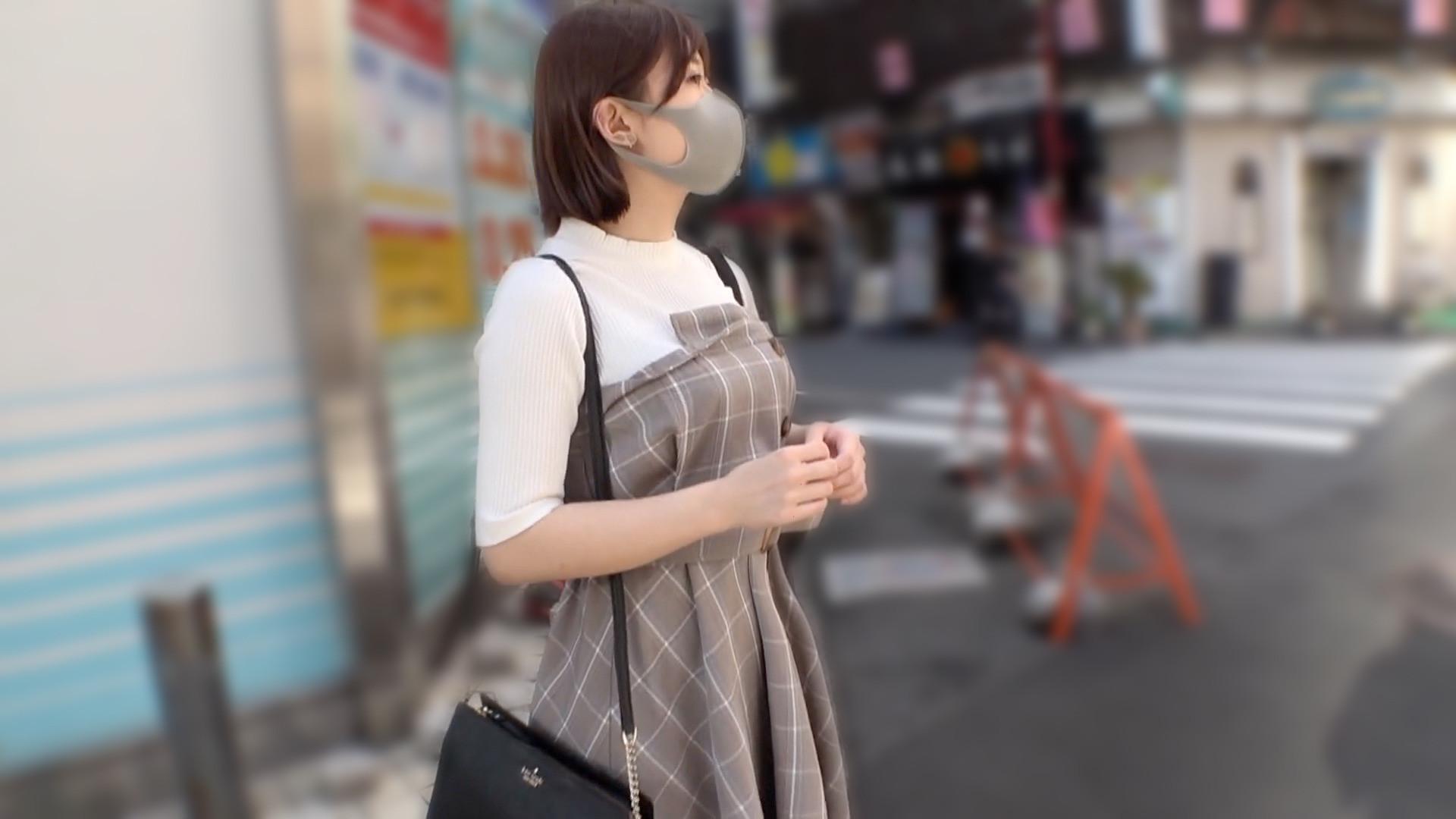淫猥ボディOLの肉厚尻×爆乳を即ホでじっぽっり楽しんできました。連続中出し対応可のドエロホスピタリティ高くてリピ確定です。 画像1