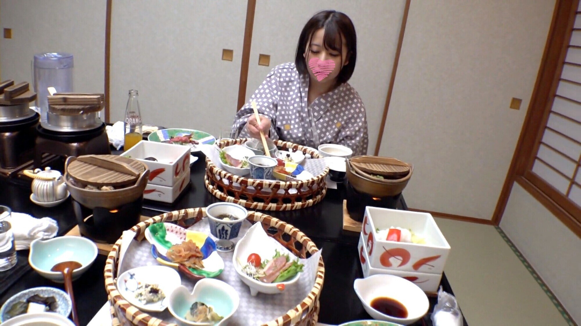 【個撮】ショートボブ美女_ドライブデートから旅館で濃厚SEX 画像3